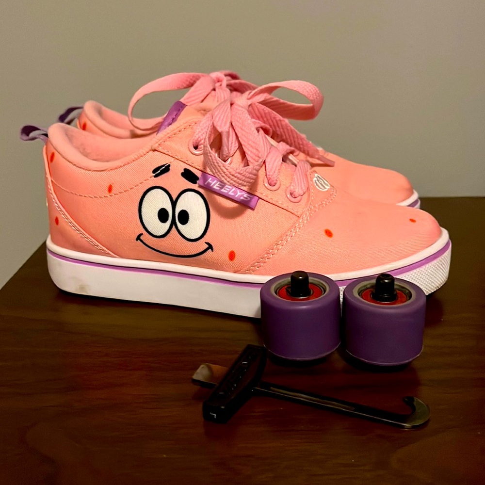 HEELYS Skate Shoes